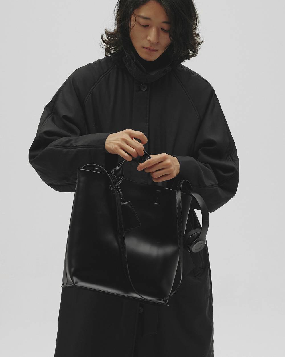 Useful Leather Bag (L) Useful Leather Bag (L),ユースフルレザーバッグ,12621041,バッグ,ユースフルバッグ,レザーバッグ,鞄,バック,todayful,トゥデイフル,lifes,吉田怜香,26aw