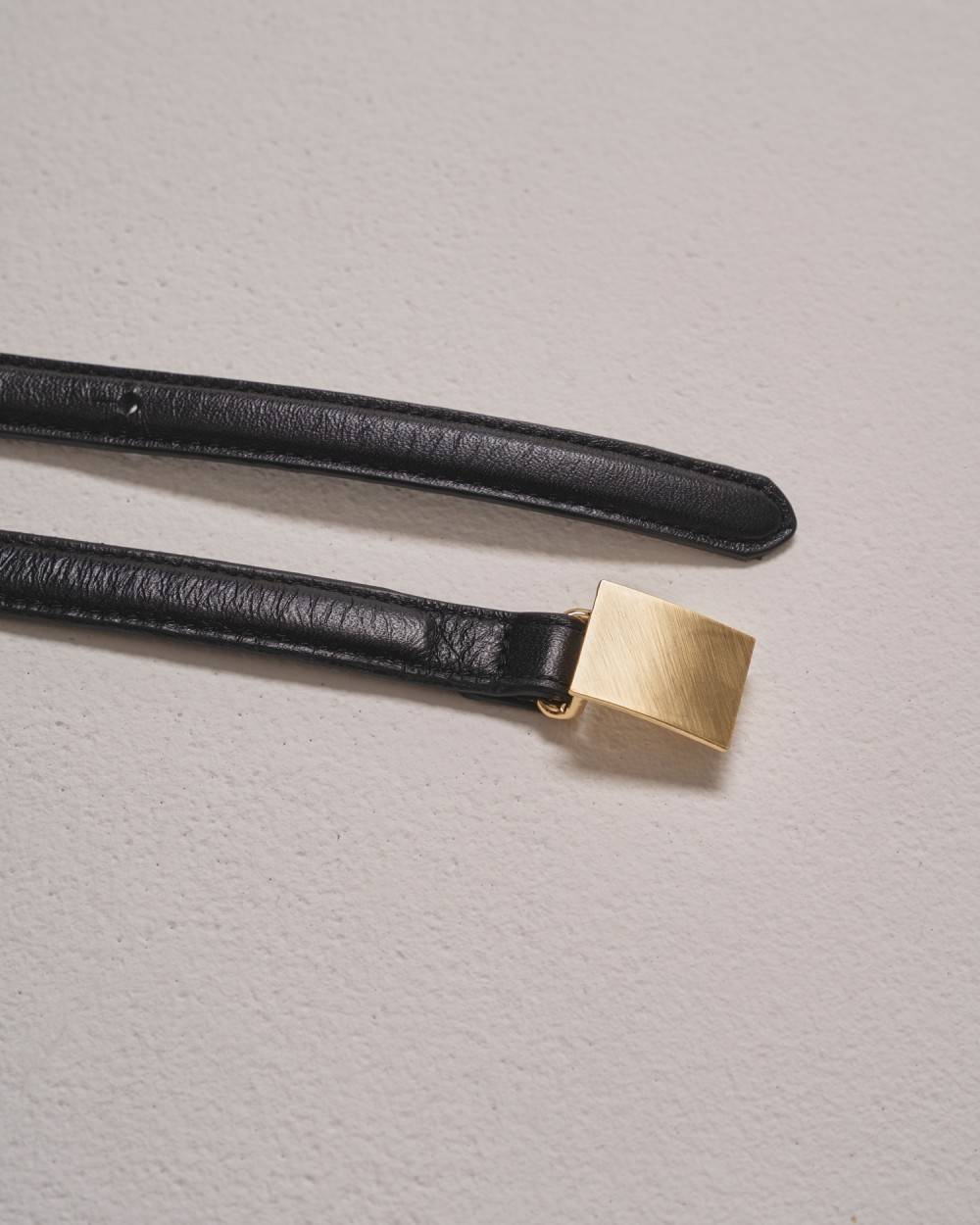 Square Plate Belt Square Plate Belt(スクエアプレートベルト)です。12691001,ベルト,レザー,スクエアベルト,小物,todayful,トゥデイフル,lifes,吉田怜香,26ss