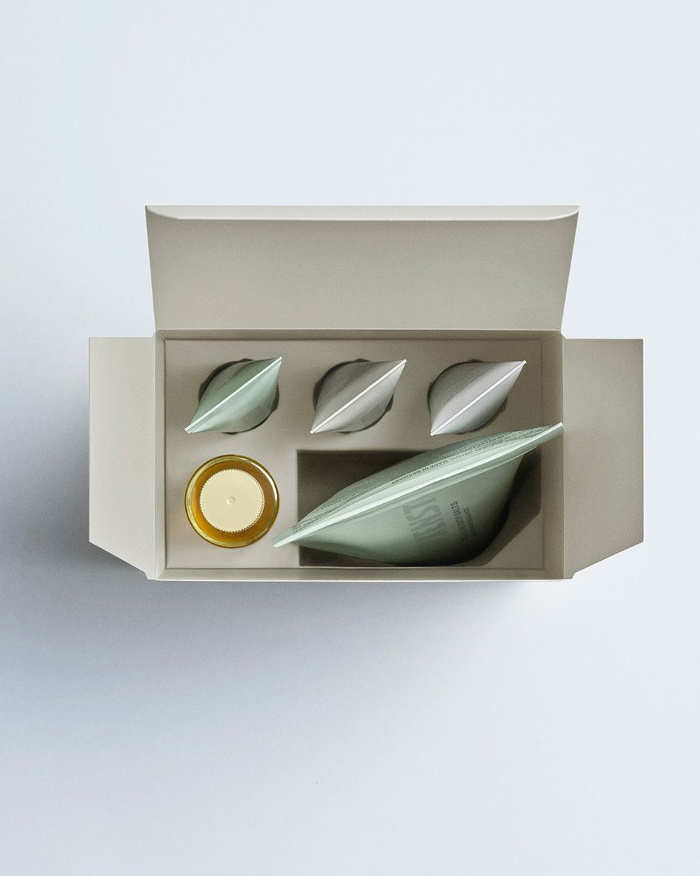 BIRKENSTOCK Care Essentials - Discovery Kit 82511104,BIRKENSTOCK Care Essentials,ビルケンシュトックケアエッセンシャル,ビルケン,エッセンシャル,フットケア