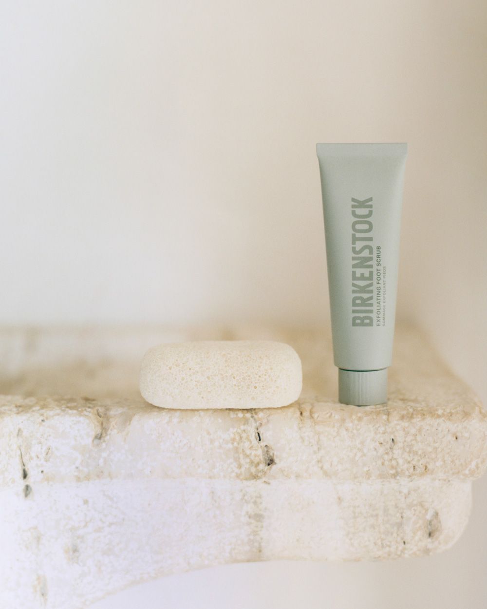 BIRKENSTOCK Care Essentials -Exfoliating Foot Scrub 82511107,BIRKENSTOCK Care Essentials,ビルケンシュトックケアエッセンシャル,ビルケン,エッセンシャル,フットケア