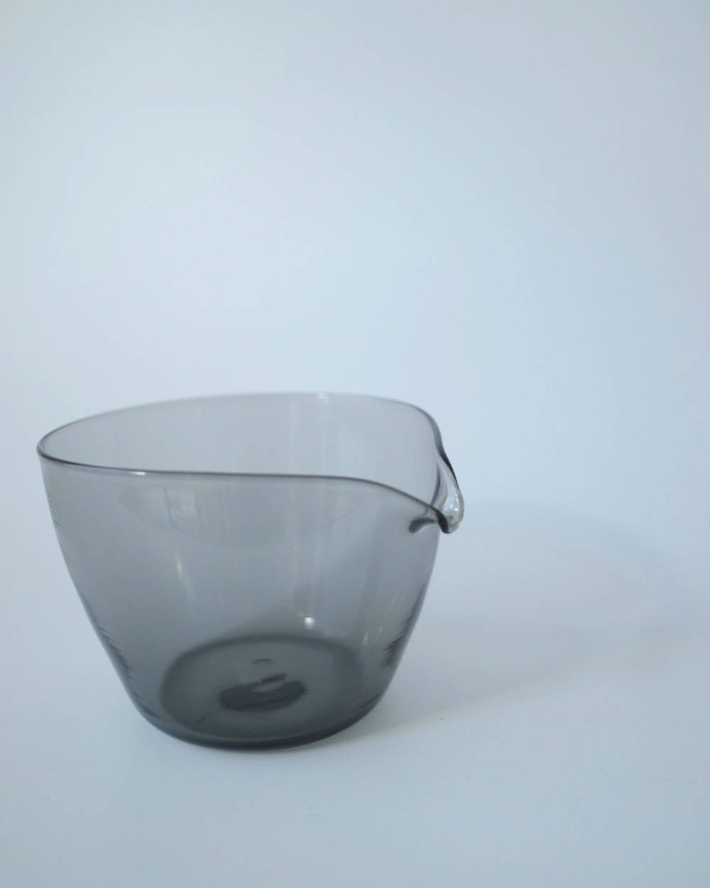 WASHIZUKA GLASS STUDIO katakuchi oval WASHIZUKA GLASS STUDIO katakuchi oval,ワシズカガラススタジオ カタクチオーバル,82521226,片口グラス,グラス,コップ,テーブルウェア,ハンドメイド,ガラス作家,WASHIZUKA GLASS, ワシズカガラス,鷲塚貴紀,インテリア,lifes,ライフズ