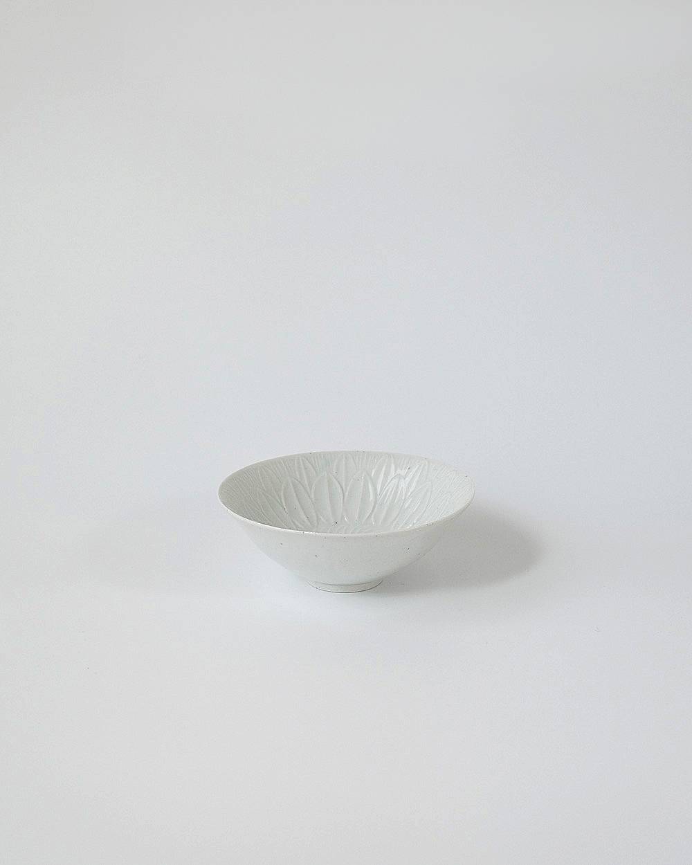 文祥窯　白磁型打ひまわり小鉢 文祥窯　文祥窯　白磁型打ひまわり小鉢,ぶんしょうがま はくじかたうちひまわりこばち,82521237,白磁,文祥窯 ,馬場光二郎,有田焼,器,小鉢,作家,皿,テーブルウェア,インテリア,lifes,ライフズ
