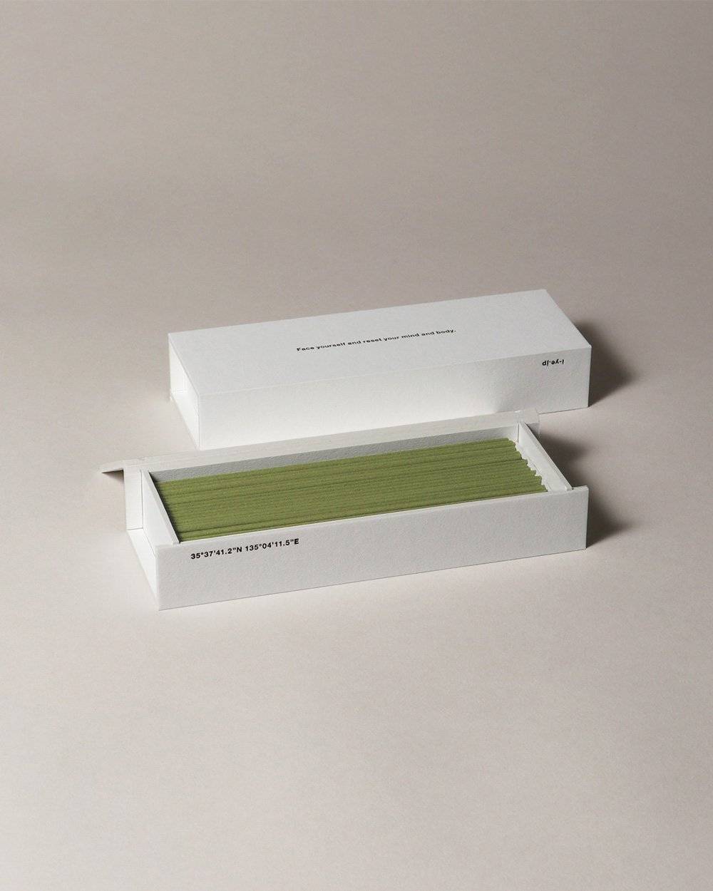 IYÈ incense No.003 Leaf IYÈ incense No.003 Leaf,イェ インセンス  No.003リーフ,82611013,IYÈ,イェ,インセンス,お香,サステナビリティ,インテリア,ギフト,lifes,ライフズ,LIFE’s